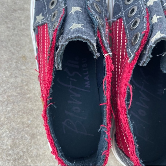 Blowfish Malibu Blue Red Stars American Linen Slip On Comfort Sneakers size 7.5 - Picture 6 of 13